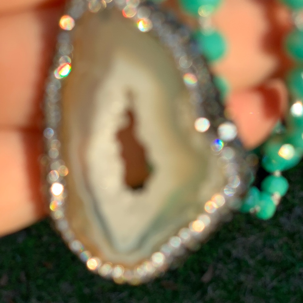 🎉HP🎉Beautiful sliced Agate Geode Necklace | JG Jewels - Picture 10 of 13